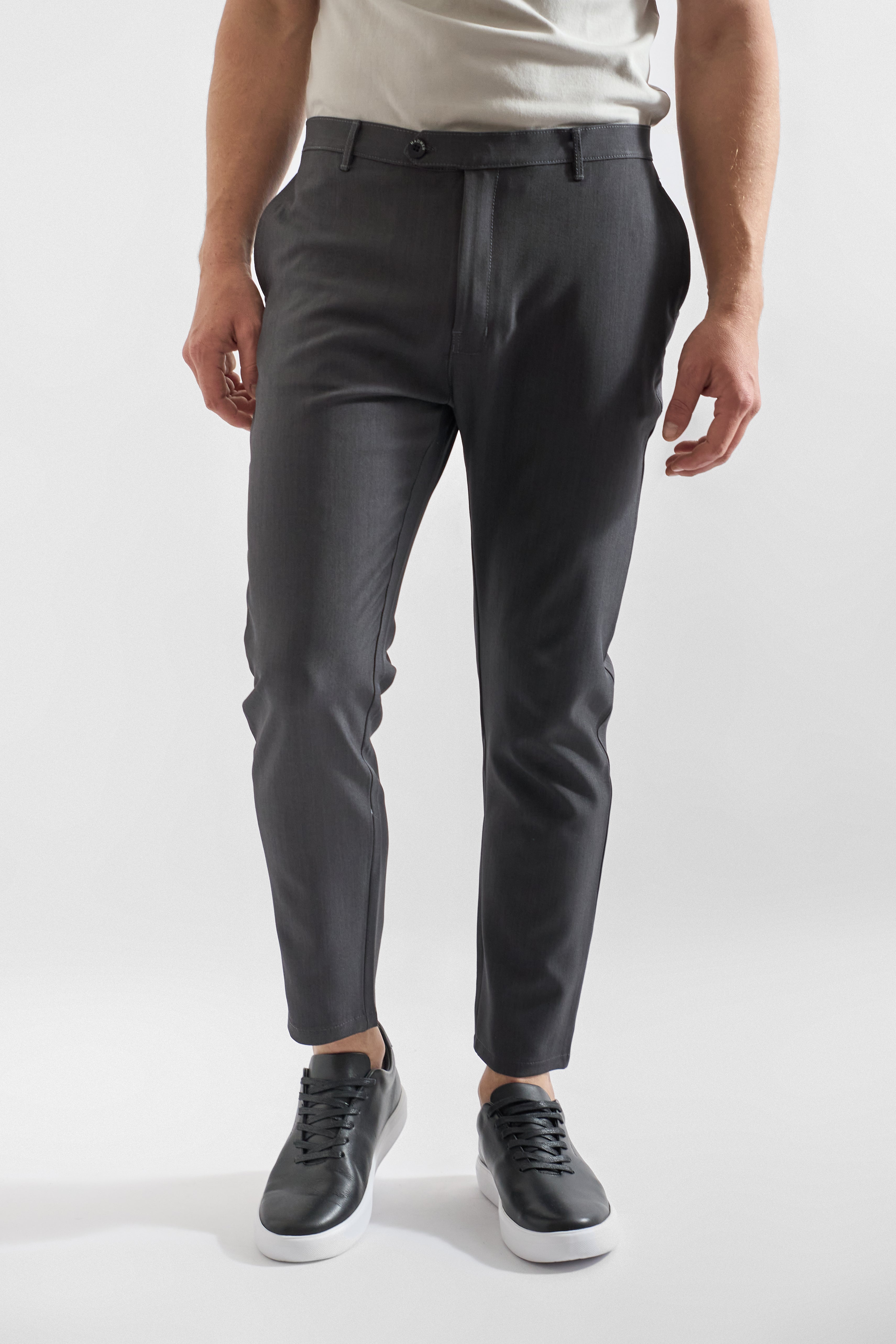 Pantalón Slim Fit Jog Gi
