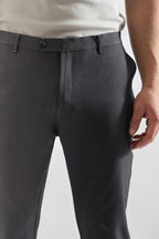 Pantalón Slim Fit Jog Gi