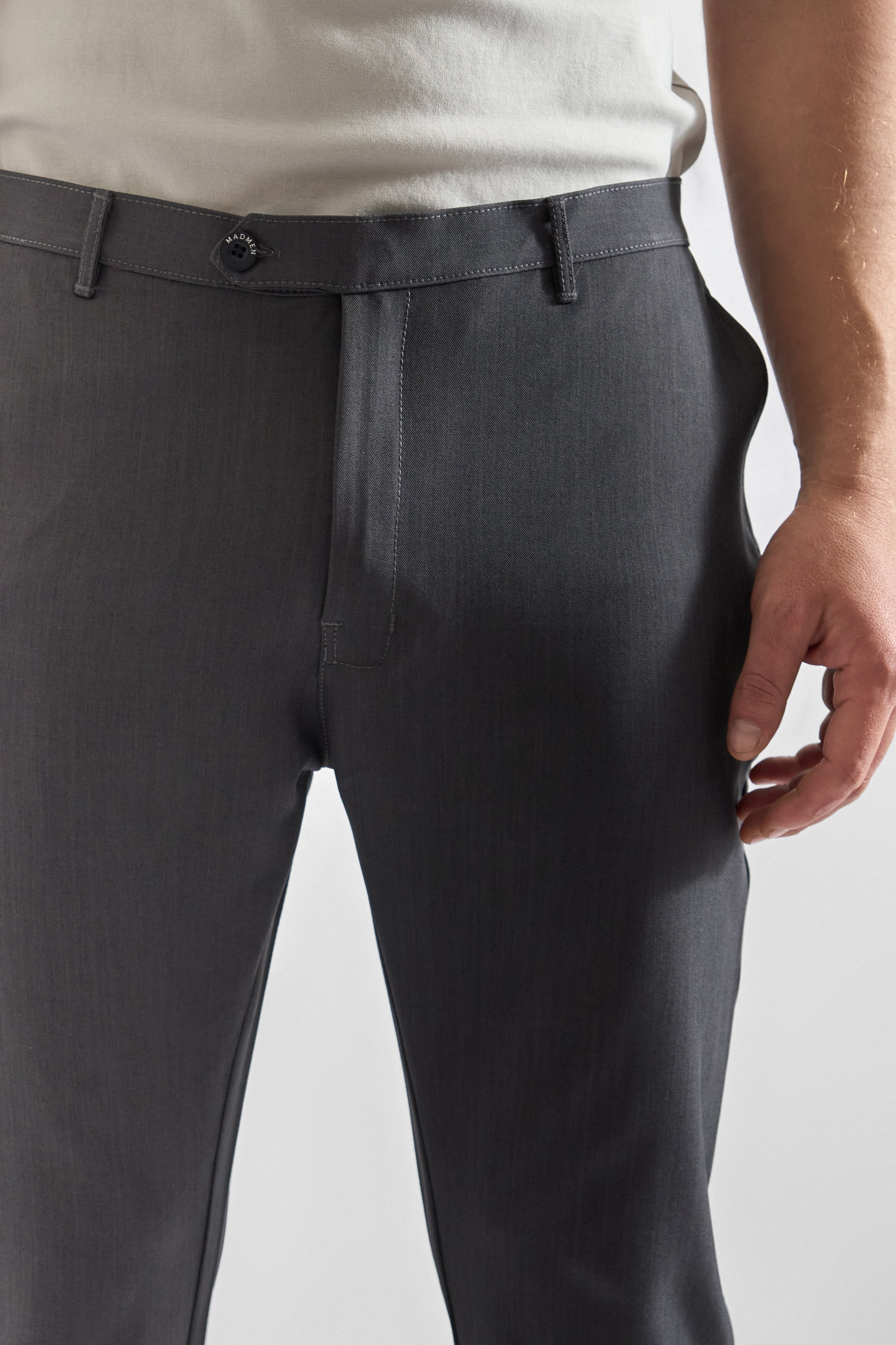 Pantalón Slim Fit Jog Gi